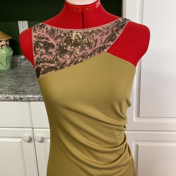 BCBG MAX AZRIA gown - Picture 3 of 4